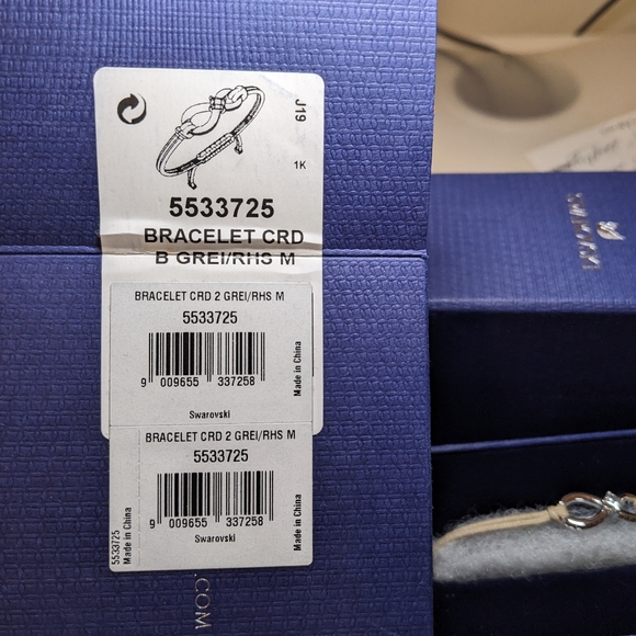 Swarovski Sterling Silver Infinity Bracelet - Picture 3 of 5